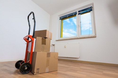 Local moving vehicle used for house removals in Collierswood